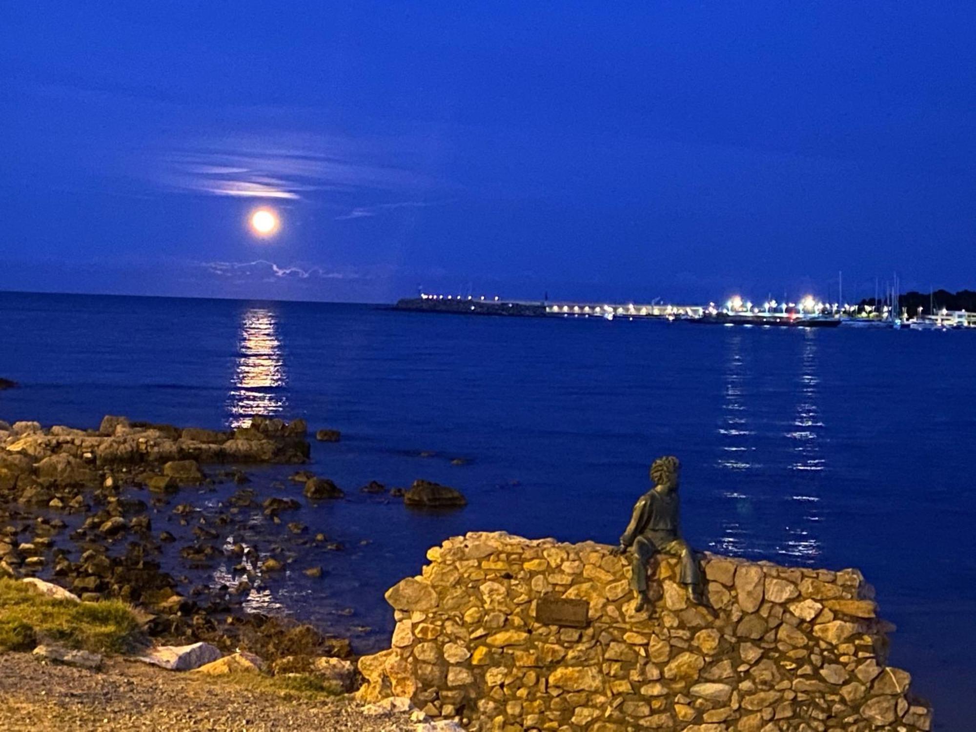 Orsa-Atico Con Vista Al Mar Y Piscina Daire L' Escala Dış mekan fotoğraf